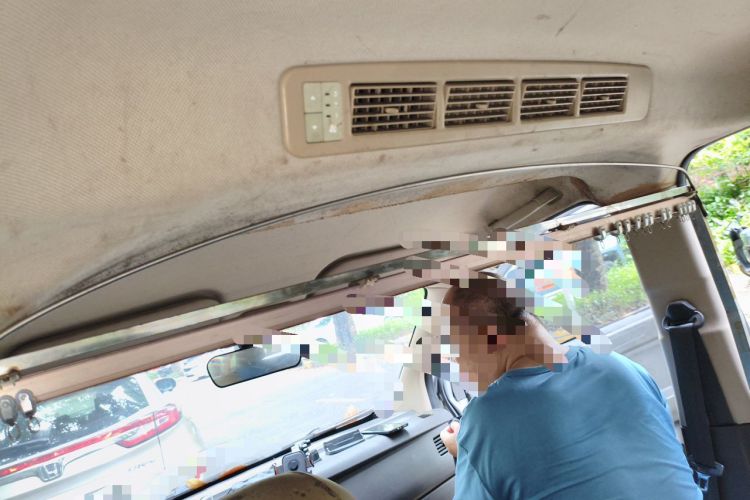 Used Wuling Rongguang V 2016 1.5L Standard Version Headliner