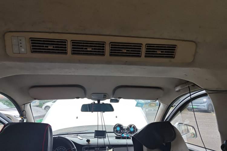Used Wuling Rongguang V 2016 1.5L Standard Version Headliner