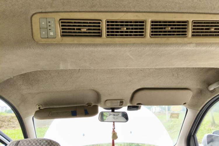 Used Wuling Rongguang V 2016 1.5L Standard Version Headliner