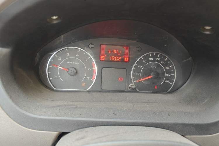 Used Wuling Rongguang V 2016 1.5L Practical Version Instrument Cluster