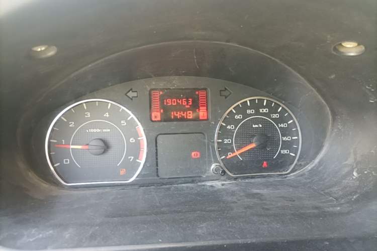 Used Wuling Rongguang V 2016 1.2L Practical Version Instrument Cluster