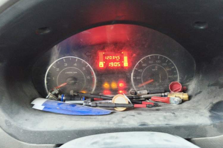 Used Wuling Rongguang V 2016 1.2L Practical Version Instrument Cluster