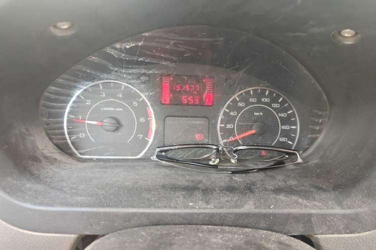 Used Wuling Rongguang V 2016 1.5L Practical Version Instrument Cluster
