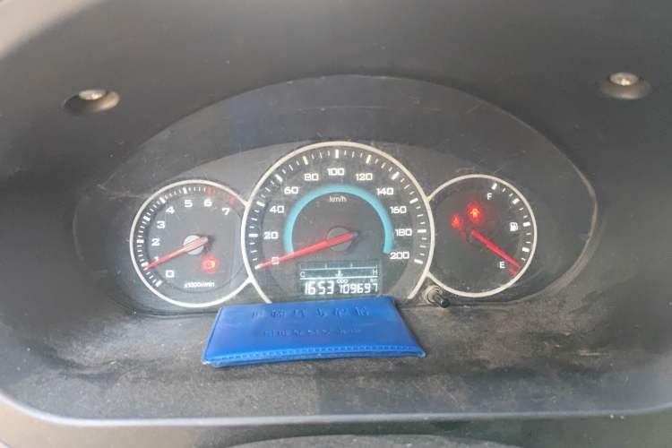 Used Wuling Rongguang V 2016 1.5L Standard Version Instrument Cluster