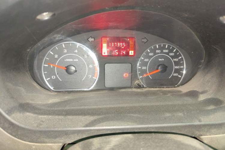 Used Wuling Rongguang V 2016 1.2L Practical Version Instrument Cluster