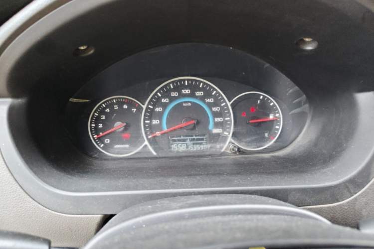 Used Wuling Rongguang V 2016 1.5L Practical Version Non-Power-Assisted Instrument Cluster