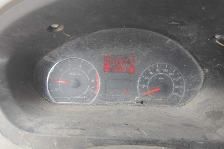 Used Wuling Rongguang V 2016 1.2L Practical Version Instrument Cluster