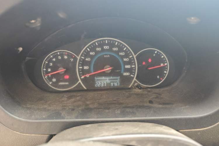 Used Wuling Rongguang V 2016 1.5L Standard Version Instrument Cluster