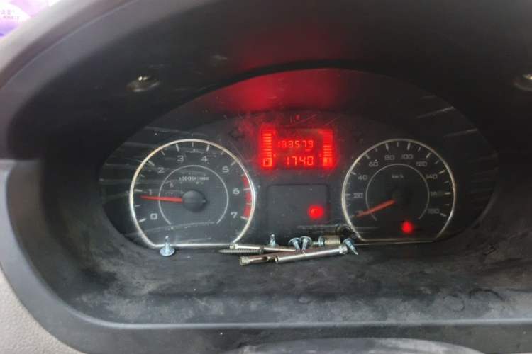 Used Wuling Rongguang V 2016 1.5L Practical Version Instrument Cluster