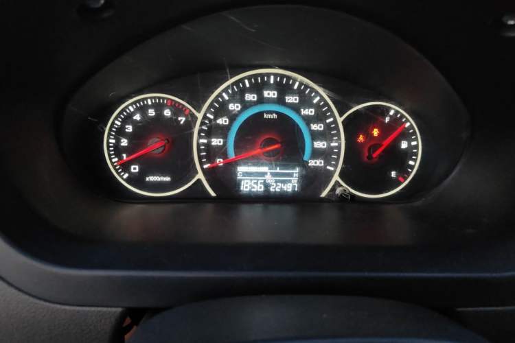 Used Wuling Rongguang V 2016 1.5L Standard Version Instrument Cluster