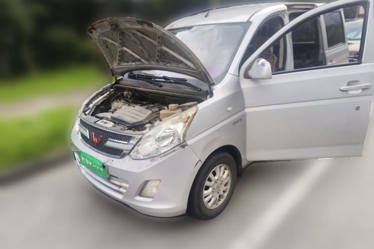 Used Wuling Rongguang V 2016 1.5L Standard Version Guazi used car, China used car export, Used car for sale, Used cars, Cheapest cars for sale