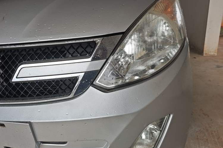 Used Wuling Rongguang V 2016 1.5L Standard Version Left Front Headlight