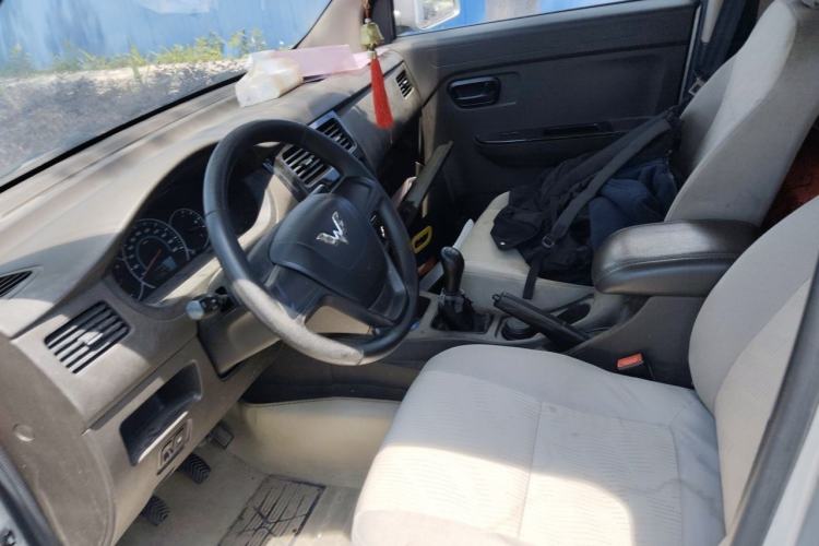 Used Wuling Rongguang V 2016 1.5L Standard Version Left Front Seat