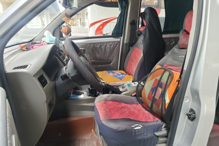 Used Wuling Rongguang V 2016 1.2L Practical Version Left Front Seat