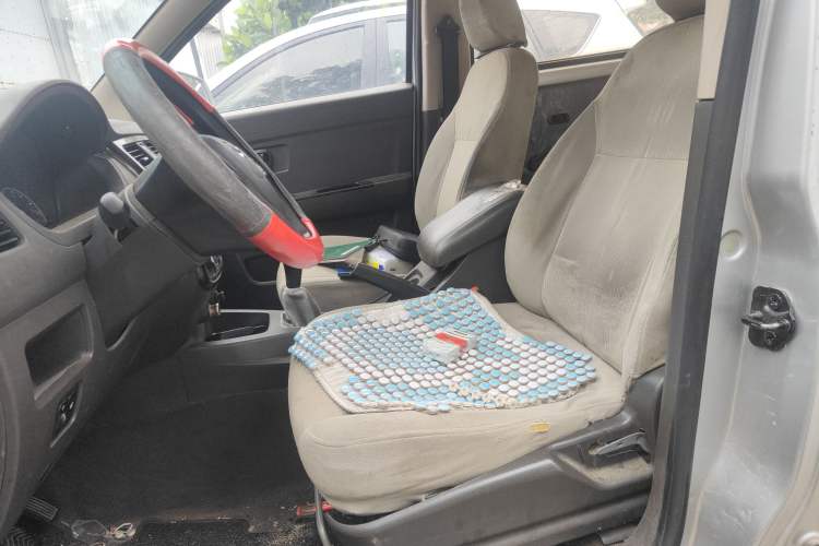 Used Wuling Rongguang V 2016 1.5L Standard Version Left Front Seat