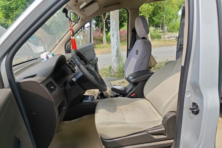 Used Wuling Rongguang V 2016 1.5L Standard Version Left Front Seat