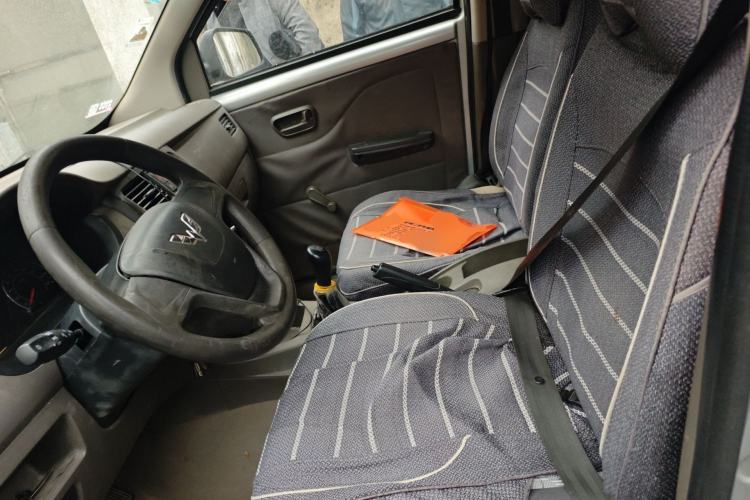 Used Wuling Rongguang V 2016 1.5L Practical Version Left Front Seat