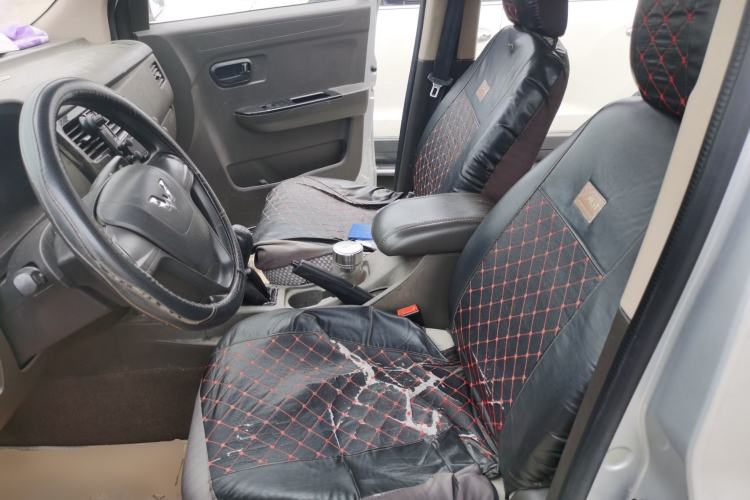 Used Wuling Rongguang V 2016 1.5L Standard Version Left Front Seat