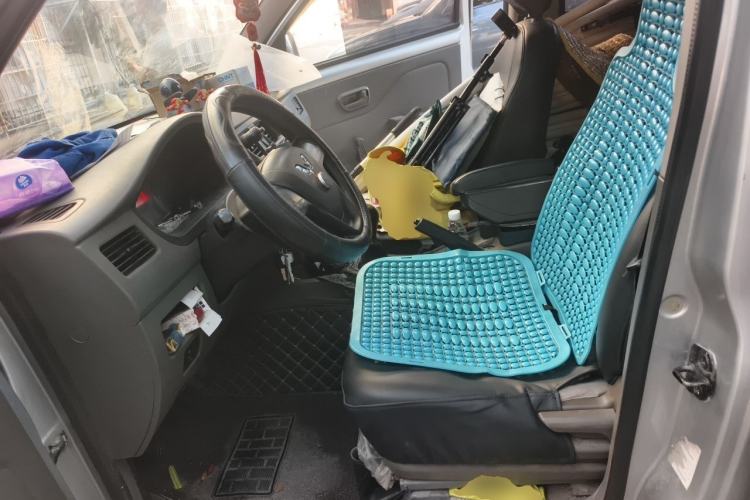 Used Wuling Rongguang V 2016 1.5L Practical Version Left Front Seat