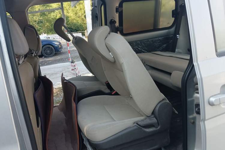 Used Wuling Rongguang V 2016 1.5L Standard Version Left Rear Seat