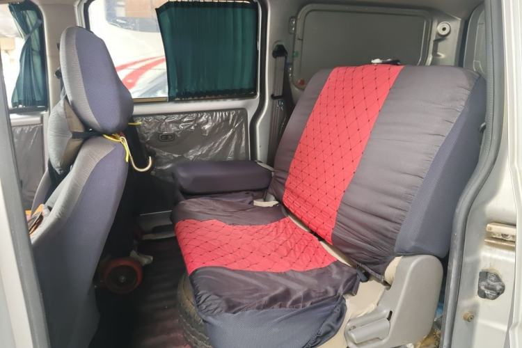 Used Wuling Rongguang V 2016 1.2L Practical Version Left Rear Seat