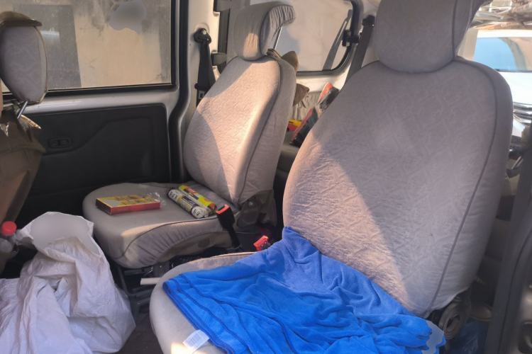 Used Wuling Rongguang V 2016 1.5L Standard Version Left Rear Seat