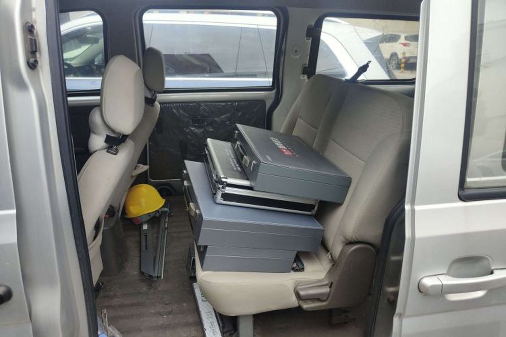 Used Wuling Rongguang V 2016 1.5L Standard Version Left Rear Seat