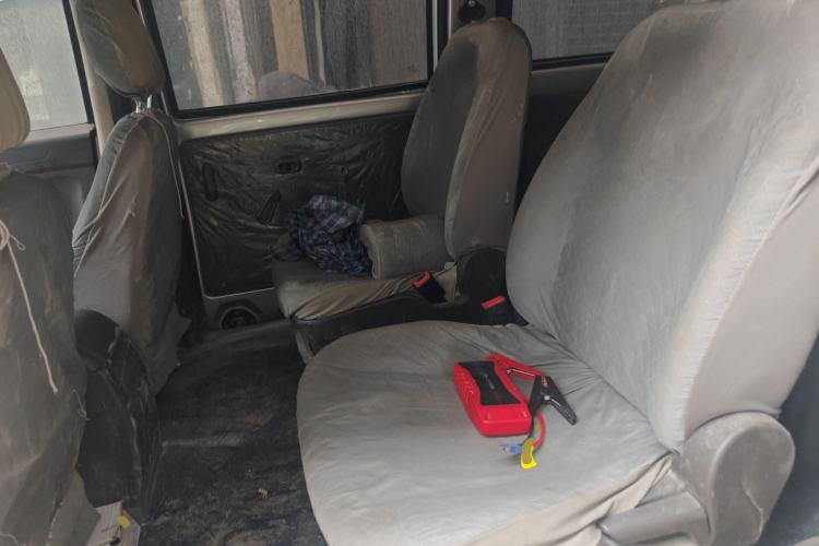 Used Wuling Rongguang V 2016 1.2L Standard Version Left Rear Seat