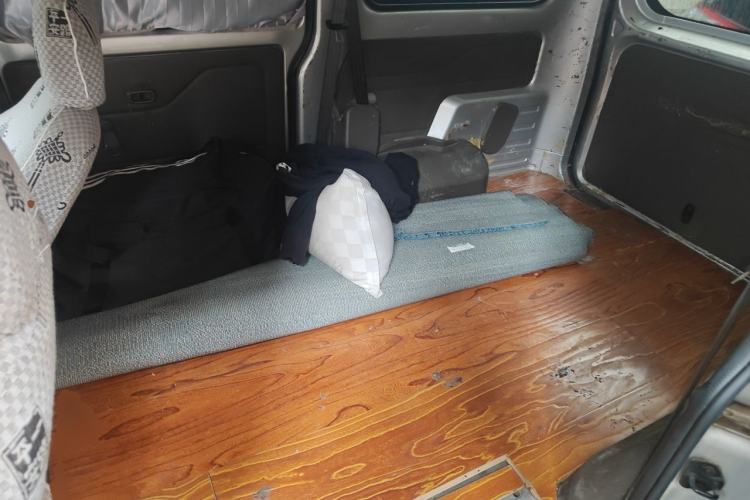 Used Wuling Rongguang V 2016 1.2L Practical Version Left Rear Seat