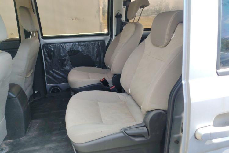 Used Wuling Rongguang V 2016 1.5L Standard Version Left Rear Seat