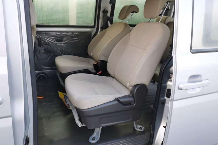 Used Wuling Rongguang V 2016 1.5L Standard Version Left Rear Seat