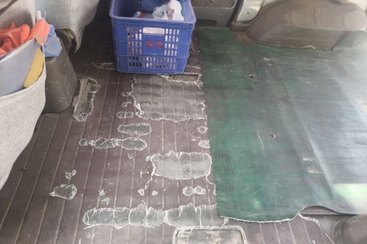 Used Wuling Rongguang V 2016 1.5L Practical Version Non-Power-Assisted Left Rear Seat
