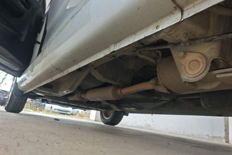 Used Wuling Rongguang V 2016 1.5L Standard Version Left Side Sill