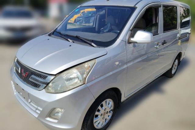 Used Wuling Rongguang V 2016 1.5L Standard Version