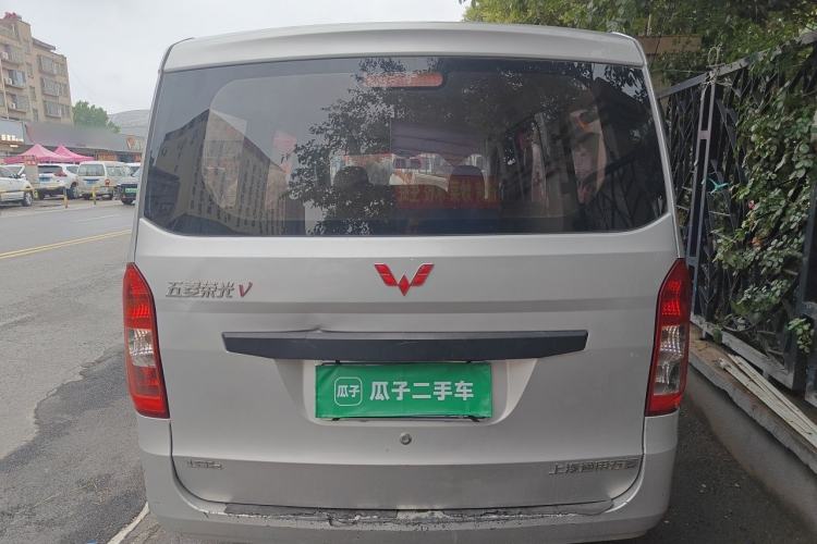 Used Wuling Rongguang V 2016 1.5L Practical Version Rear