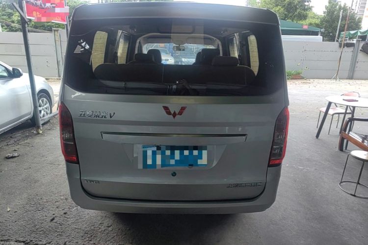 Used Wuling Rongguang V 2016 1.5L Standard Version Rear
