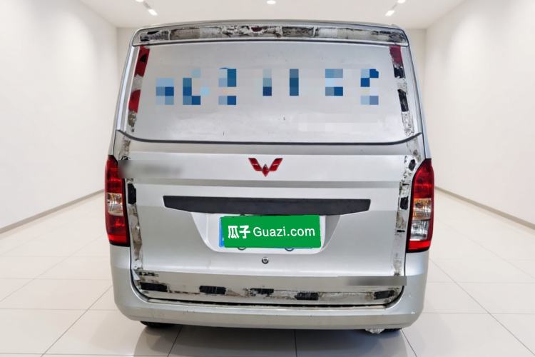 Used Wuling Rongguang V 2016 1.2L Practical Version Rear