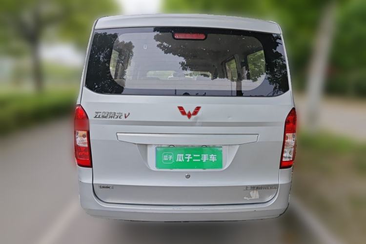 Used Wuling Rongguang V 2016 1.5L Standard Version Rear