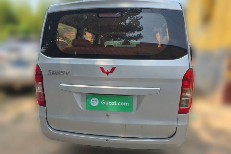 Used Wuling Rongguang V 2016 1.2L Standard Version Rear