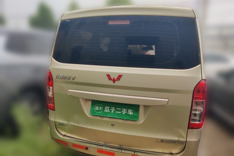 Used Wuling Rongguang V 2016 1.5L Standard Version Rear