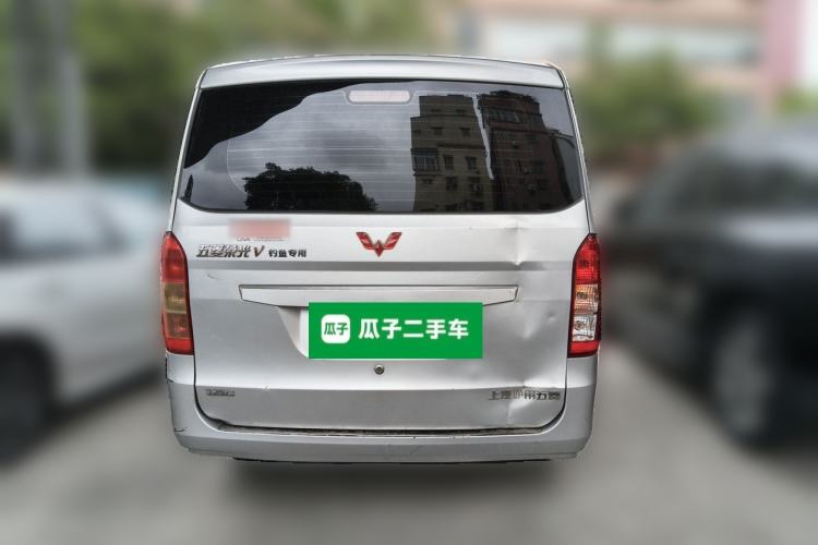 Used Wuling Rongguang V 2016 1.5L Standard Version Rear