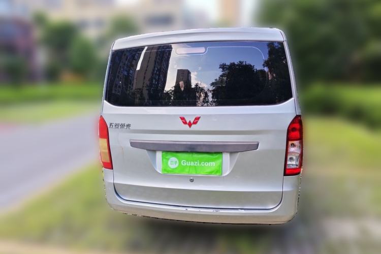 Used Wuling Rongguang V 2016 1.5L Practical Version Non-Power-Assisted Rear