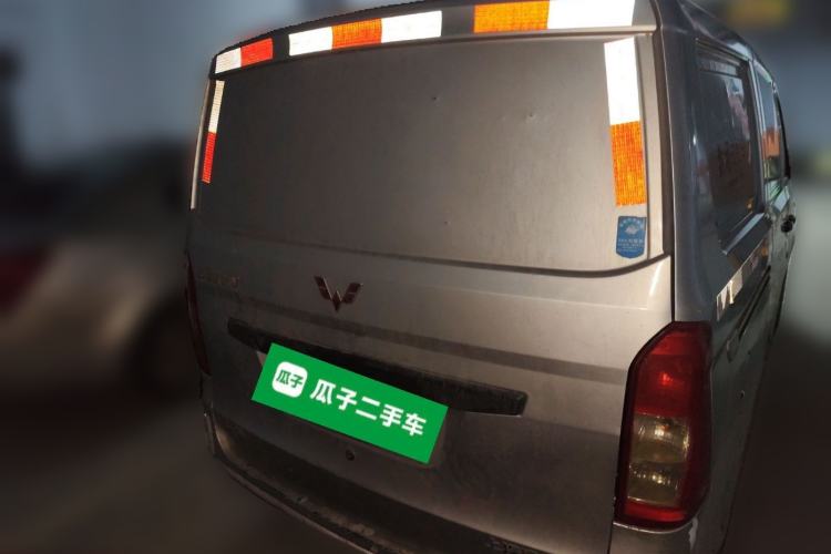 Used Wuling Rongguang V 2016 1.2L Practical Version Rear