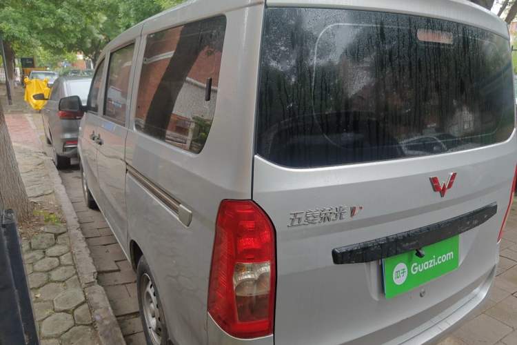 Used Wuling Rongguang V 2016 1.2L Practical Version Rear Left 45 Deg