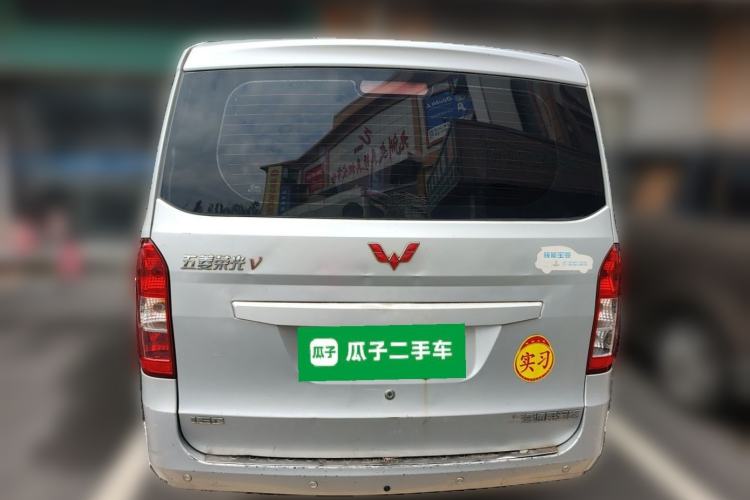 Used Wuling Rongguang V 2016 1.5L Standard Version Rear