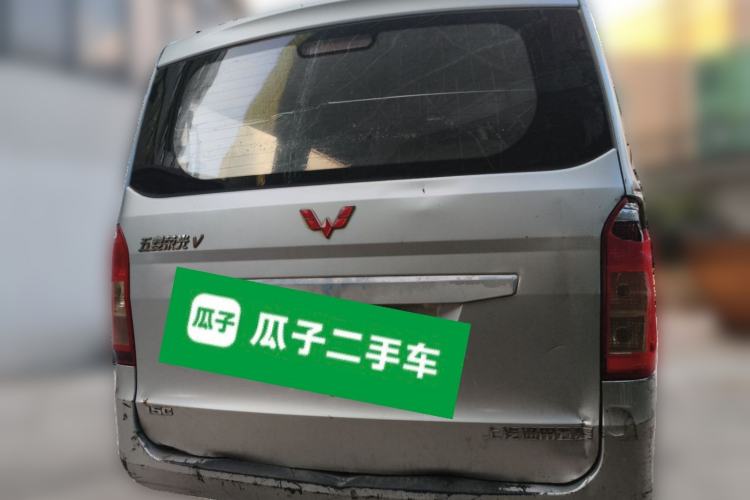 Used Wuling Rongguang V 2016 1.5L Standard Version Rear