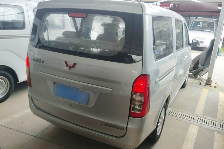 Used Wuling Rongguang V 2016 1.5L Standard Version Rear Right 45 Deg