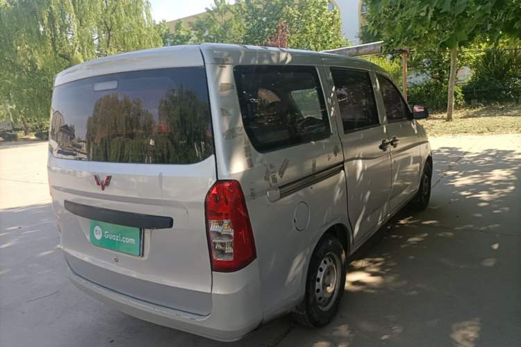 Used Wuling Rongguang V 2016 1.2L Practical Version Rear Right 45 Deg