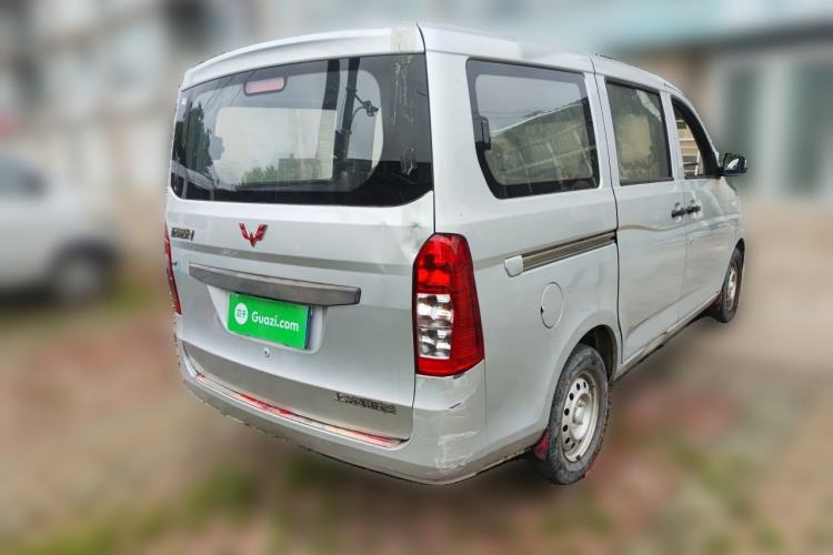 Used Wuling Rongguang V 2016 1.5L Practical Version Non-Power-Assisted Rear Right 45 Deg