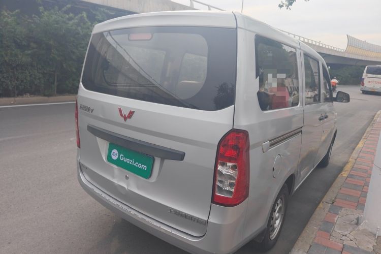Used Wuling Rongguang V 2016 1.5L Practical Version Rear Right 45 Deg